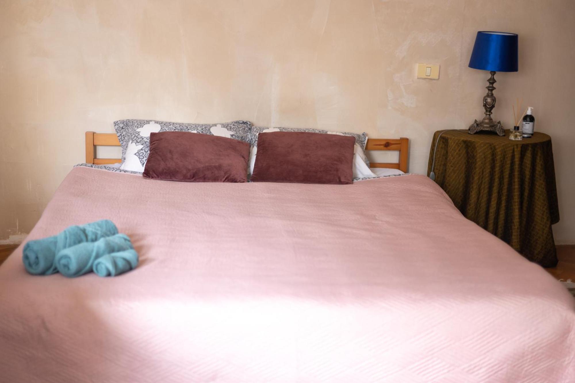 Shared Retro Vintage Luxury Apartment Bucarest Esterno foto